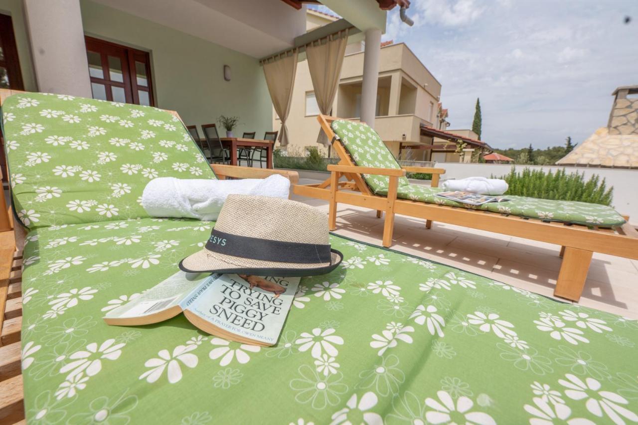Villa Kalinic Milna  Exterior foto