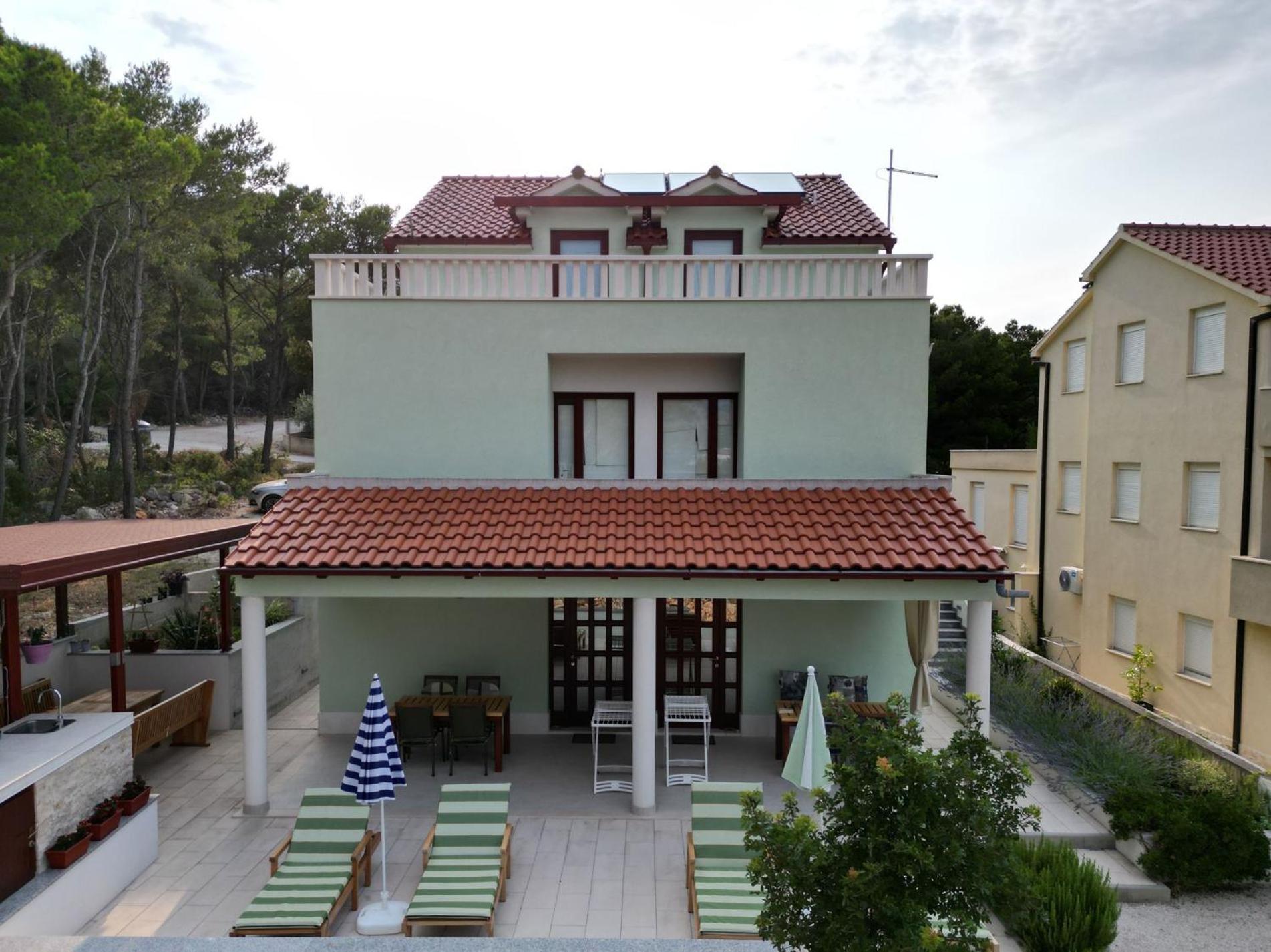 Villa Kalinic Milna  Exterior foto